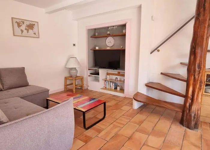 Maison Dans Un Endroit Paisible Hébergement de vacances