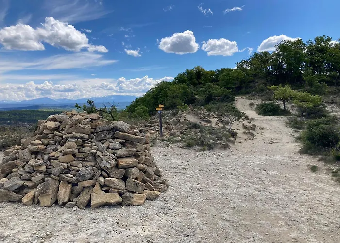 Maison Dans Un Endroit Paisible Hébergement de vacances *